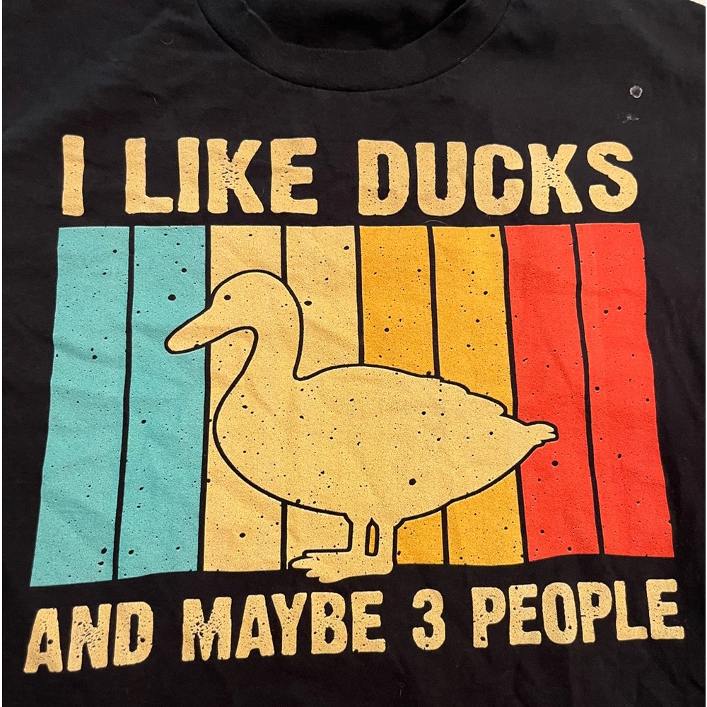 Black with Rainbow Duck lovers T-shirt. So cute! - Picture 2 of 6